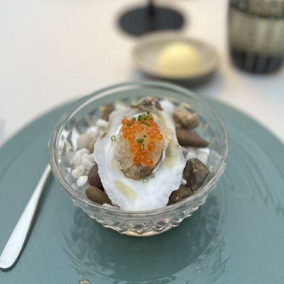 Oyster with champagne jelly