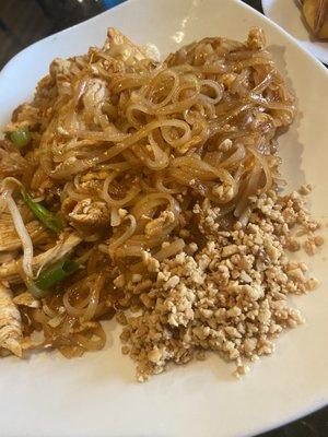 L1. Pad Thai Lunch Special