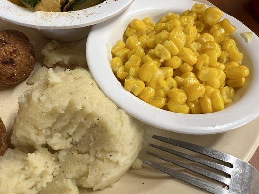 Corn and mashed potatoes