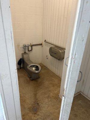 Public toilet