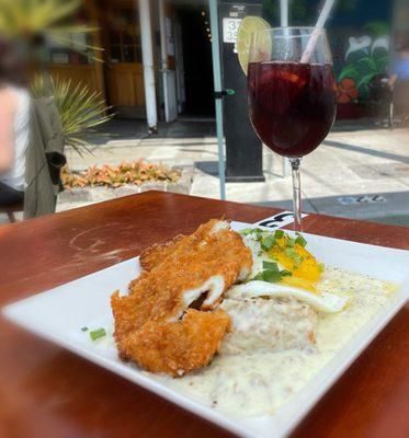 Country Biscuit Plate + fried chicken and Sangria