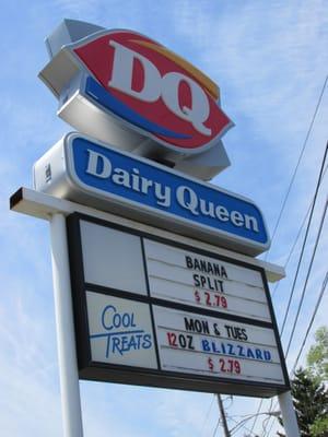 Classic DQ sign