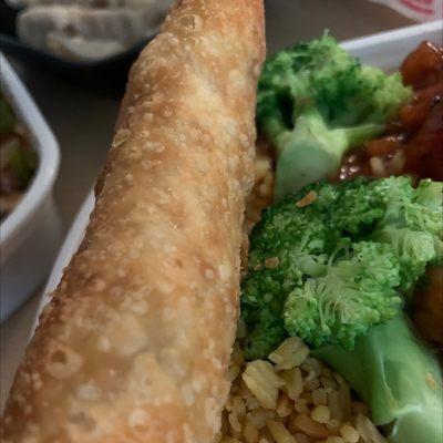 Crispy egg roll