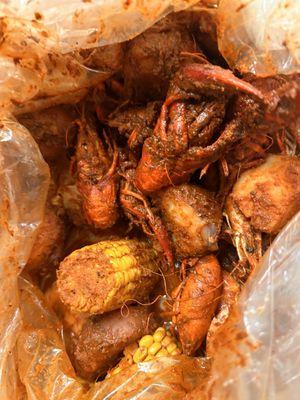 The number 2. Shrimp, crawfish, and snow crab. Give it all to me with a little kick.