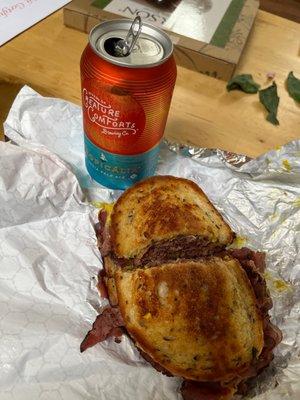 Pastrami Sandwich - Regular (4 oz.)