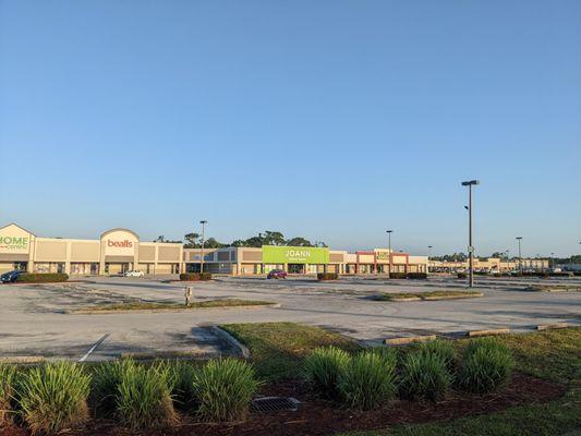 Merchants Crossing, North Fort Myers