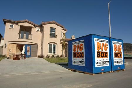 Whether you live in a house, condo, or apartment, Big Box Storage delivers the storage unit right to you.