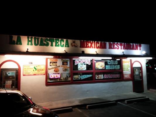 Small place. I tried the carne asada taco. Very good. Two with a medium soda $5.99.