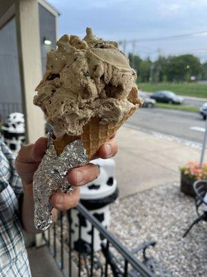 This pic does the waffle cone "two" sooo cone no justice - it's almost too much ice cream haha