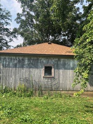 Roof looks absolutely fantastic, siding will be the next project. Highly recommend Hiester Construction!