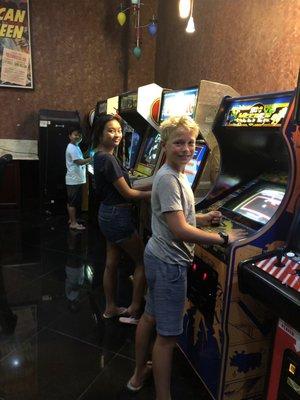 80s arcade games galore