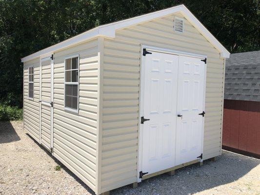 Sheds in stock with two doors and more
Wooden or vinyl