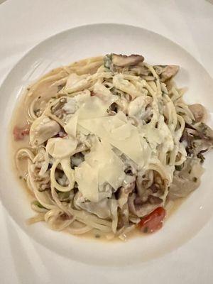 Special, mushroom in linguini