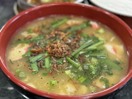 Bánh canh tôm cua (Vietnamese crab & shrimp udon soup)