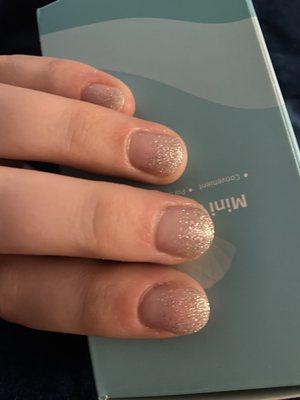 Glitter fade Shellac Mani