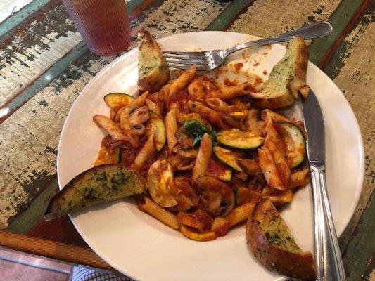 Shrimp penne pasta with vegetables!