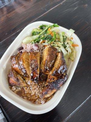 Jerk chicken box