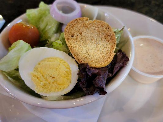 Side salad with spicy ranch