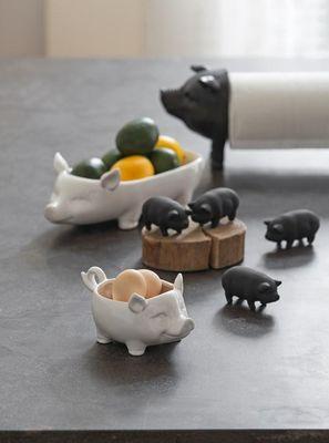 Pig Paper Towel Holder