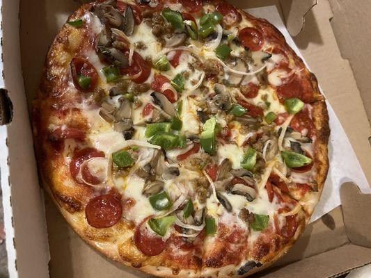 supreme pizza add green peppers