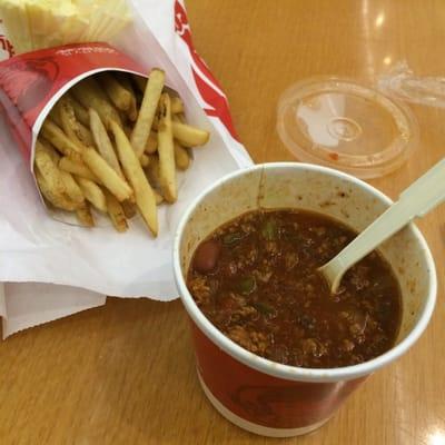 Chili's and fries