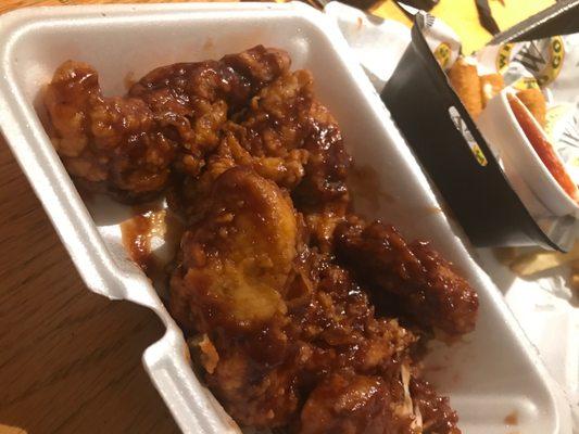 BBQ chicken Boneless Wings Special