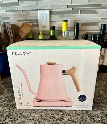 Got this for myself :) She's so pretty!!! Need perfect temp for my matcha and other stuff very excited to get this!