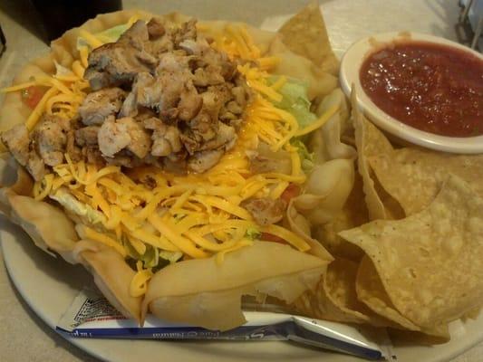 Grilled Chicken Fajita Salad