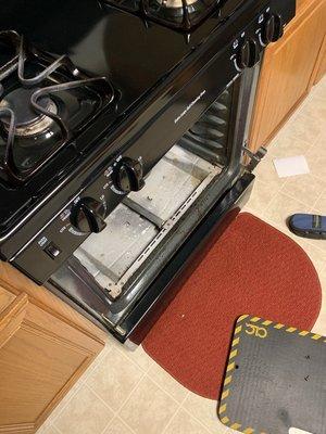 Oven repair