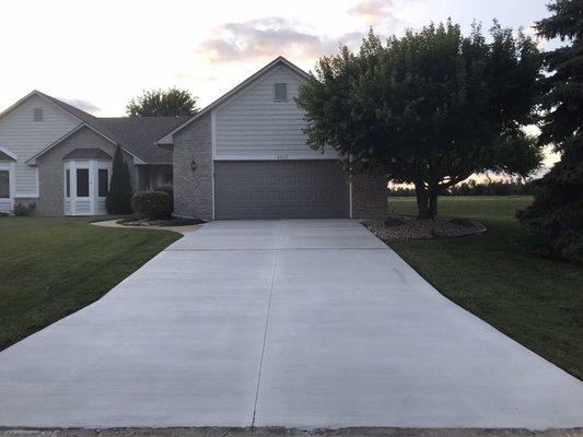 New concrete driveway in Swartz Creek mi