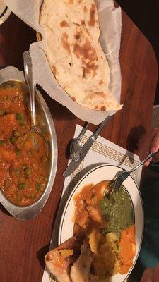 Alo matar with naan and various items from the buffet