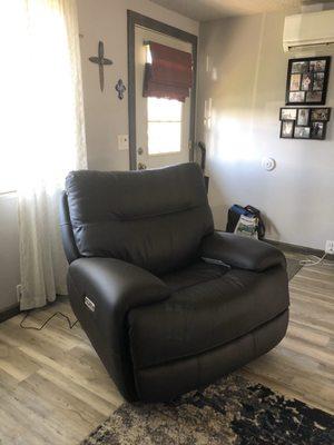 Ultimate Rocker Electric Recliner with Head/Shoulder adjustment