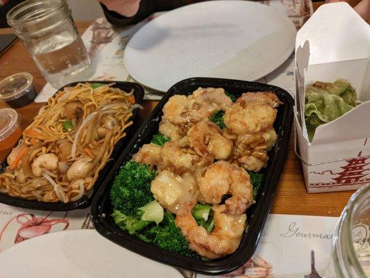 Big portions!  Vegetable Dumplings Shrimp Lo-Mein Walnut Mayonnaise Shrimp