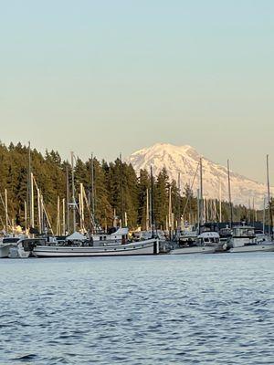 Beautiful view of Mt. Rainier from the Harbor