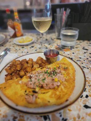 Crab omelet with potatoes