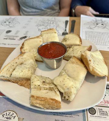 Cheese Garlic Bread w/Cheese