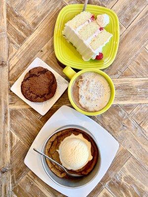 Ginger molasses cookie, hot cocoa, Oreo cookie, Raspberry n Cream- Slice