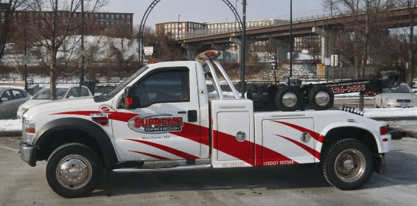 Supreme Towing & Recovery