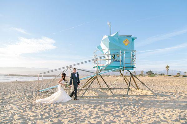 Beach photo opportunities at Pacific View Tower Club by Wedgewood Weddings