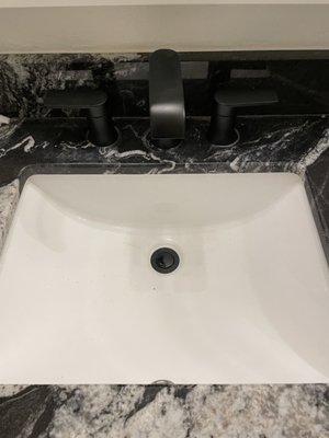 New fixtures for sinks