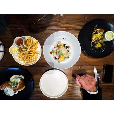 :: Frittes + Crudité & Dip + Hamachos + Salt Baked Shrimp = Yum! Yum!!