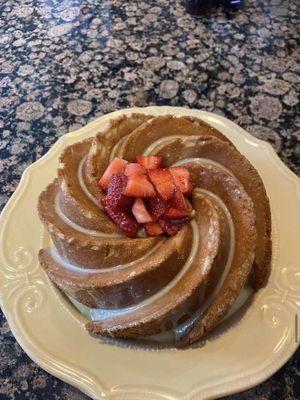 Strawberry Lemonade Pound Cake