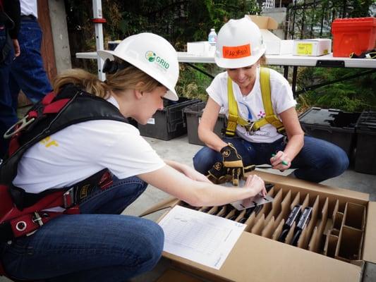 GRID Volunteers on the worksite.