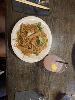 Pink lemonade,    Vegetable Lo Mein