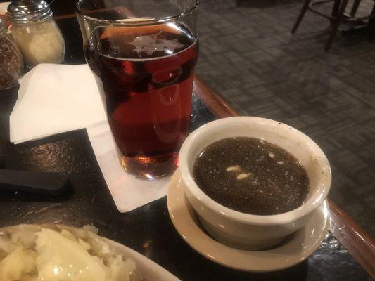 Sam Adams draft, and the extra au jus I requested. The au jus was great. Beefy taste and good with the prime rib