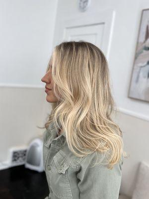 Signature blonde