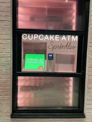 Cupcake ATM