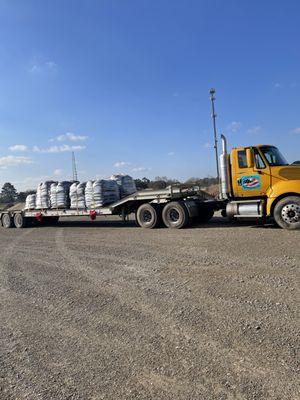 Mulch load to customers