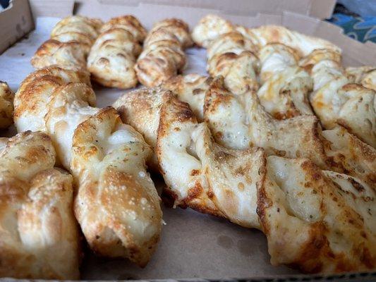 Mmm 12 Garlic Parmesan Twists