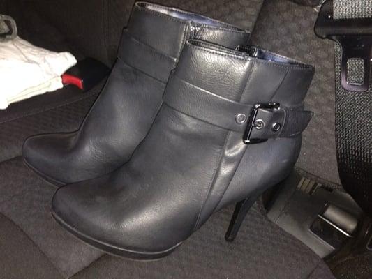 Scored some boots! Never worn; $9!